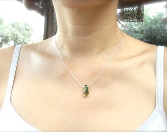 Green pendant necklace, Boho chic jewelry , minimalist jewelry,minimalist necklace, everyday necklace, gifts for girlfriend