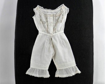 N°1 Corset pour poupée fermeture agrafes rouge désir N°1 Corset pour poupée fermeture agrafes rouge désir