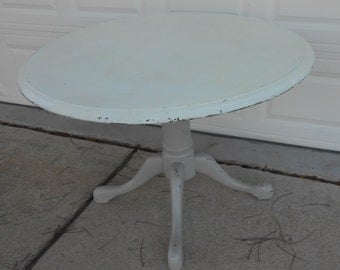 Vintage Round Pedestal Base Claw Feet Table Shabby Chic Painted Furniture Kitchen Dining Room Entryway Table