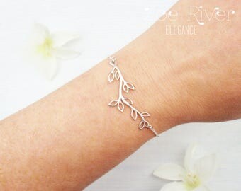 Choose silver, rose gold or gold personalized family tree bracelet. Dainty rose gold, silver or gold bracelet