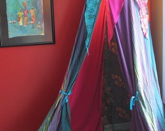Butterfly house Canopy tent, Fuschia hanging tent
