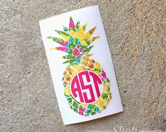 Pineapple Monogram Decal Sticker - Pineapple Monogram Sticker - Pineapple Car Decal - Pineapple Decal - Yeti Decal - Monogram Decal -