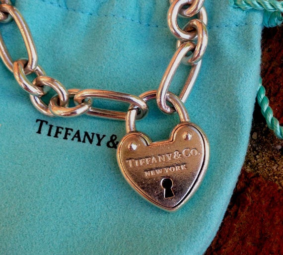 Tiffany & Co. Arc Heart Lock Bracelet Silver Padlock Charm