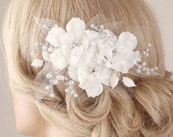 Bridal hairpiece, flower hair clip, Bridal hair clip, flower hair piece, lace hair accessory, wedding headpiece, wedding hair clip