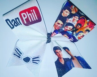 DAN AND PHIL YouTUBERS