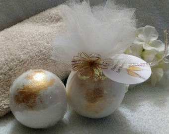 Champagne Bath Bomb~Bridal Shower Favors~Bridal Shower Bath Bomb~Gold Bath Bomb~Glitter Bath Bomb~Champagne Bath Bombs~
