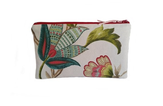 Makeup zipper bag, floral fabric, makeup bag,makeup organizer, makeup pouch, bridal bag, bridal shower gift, toiletry bag, cosmetic case
