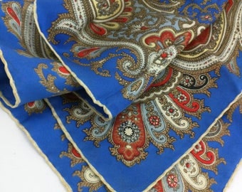 Blue & silk scarf - Classic and elegant - Made in Switzerland
