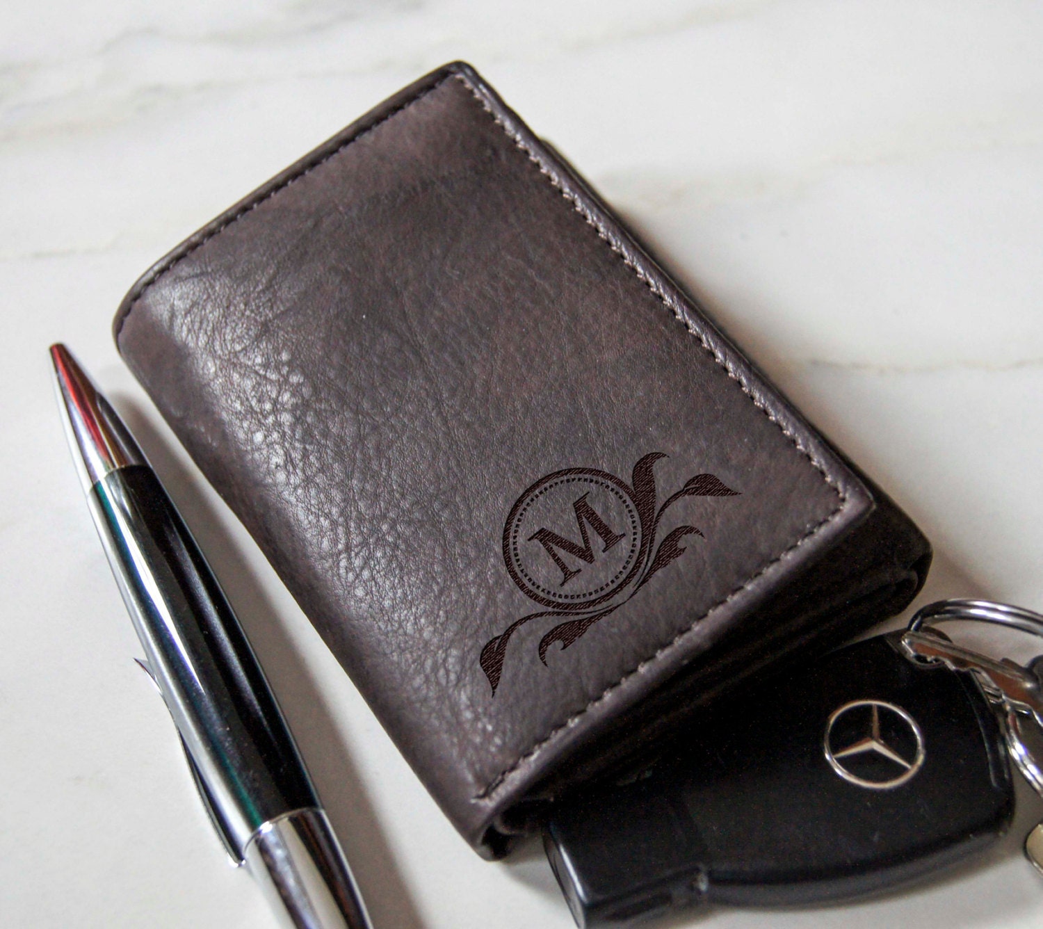 Monogrammed Mens Leather Wallets | Jaguar Clubs of North America