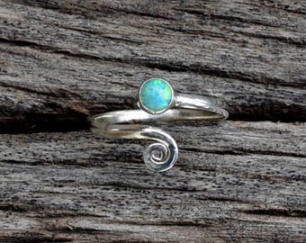 Sterling Silver Green Opal toe ring, midi ring, midi rings, knuckle ring, delicate ring, above the knuckle ring, simple ring summer beach