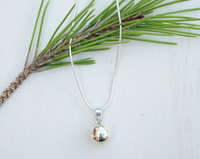 Silver ball necklace, minimalist ball necklace, silver jewelry, silver ball pendant, gift for her, 925 silver gift, everyday jewelry