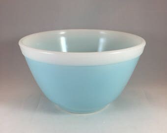 Pyrex Americana Blue - Pyrex Blue with White Rim - Pyrex 401 - Blue Pyrex Bowl - Rare Pyrex Bowl - Small Bowl - Kitchen Decor - Blue Bowl