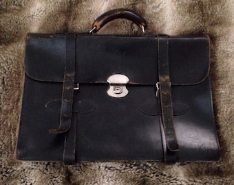 Antique leather fmc cowhide briefcase in great condition