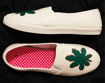 Hand Painted Shoes / Marijuana Shoes / Womens Boat Shoes / Rasta Wear / Cannabis Clothing / Pot Leaf Shoes / 420 Shoes / Slip On Shoes