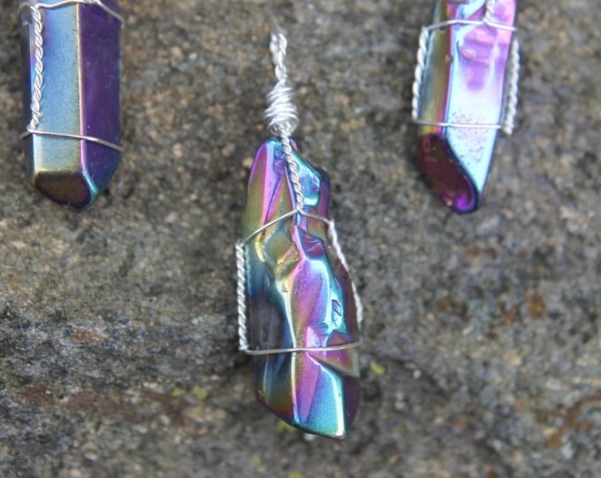Rainbow Aura Quartz Crystal Tip Earrings and Pendant Set Twisted Silver Wire Wrap Jewelry Set, Blue Stone Jewellery Boho Hippie Gift for Her