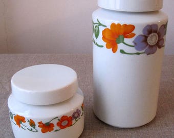 2 70s porcelain spice jars. The old collection .inside Lidded vintage.objet table.glass.Objet art