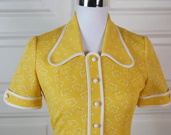 1960s Spanish Vintage Dress, Yellow White 1960s Midi Dress, Yellow Floral Pattern Spring Summer Dress: Size 6 US, Size 10 UK