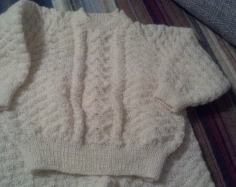 Specializing in Beautiful Hand Knit Items by ekneverfeltbetter
