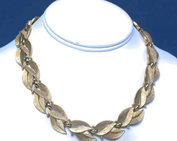 Trifari Leaf Design Choker Necklace Brushed Finish Vintage