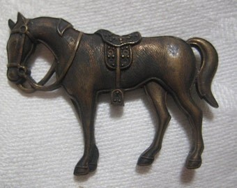 Vintage Horse & Saddle Brooch Pin; Die Struck Patina Brass, Old Stock, 44mm by 31mm, 1 Pc.