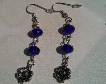 Ayla's Bead Creations sapphire blue crystal flower dangle earrings
