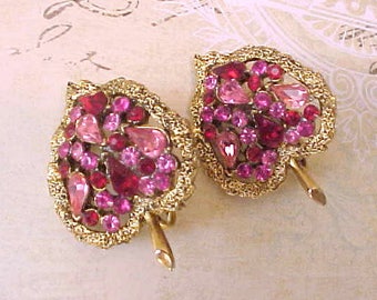 Charming Vintage 1950's Leaf Earrings with Pink Rhinestones