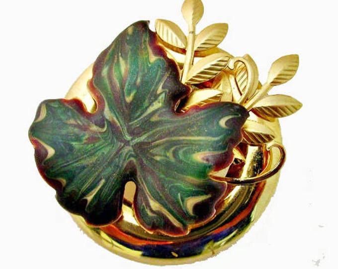 Leaf brooch - Green marbled molded celluloid enameling - Gold tone Pin