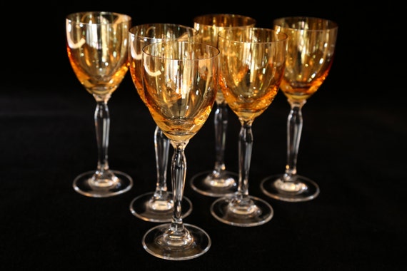amber plastic wine glasses