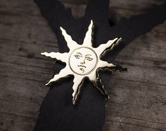 Warrior of Sunlight Pin, Gold Lapel Pin, Dark Souls