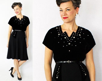 40s Velvet Dress / Studded Dress / 1940s Dress / 40s Dress / Cocktail Dress / Little Black Dress / 1940s Velvet Dress / Elegant Dress / W 30