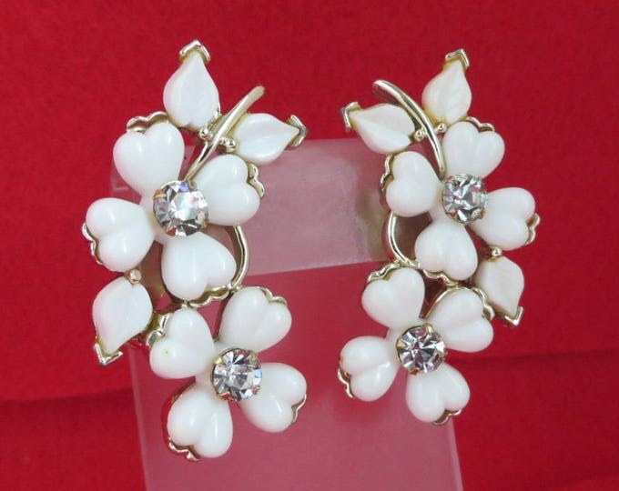 Kramer White Flower Earrings, Vintage Lucite Rhinestone Silvertone Clip-ons, Valentine's Day Gift
