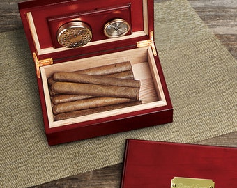 Personalized Cigar Humidor - Custom Engraved Humidor - Cigar Humidor - Gifts for Him - Groomsmen Gifts - Father's Day Gift - GC151
