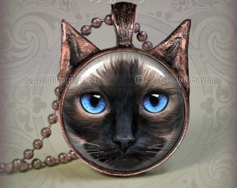 Siamese Cat Jewelry // Cat Necklace pendant // Ragdoll Siamese resin pendant // Sealpoint Cat jewelry // Cat lovers // SI5