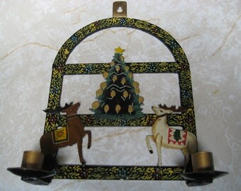Vintage AMISH CHRISTMAS CANDAL Holder