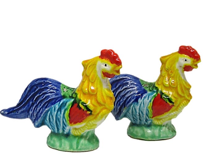 Vintage Rooster Hen Salt and Pepper Shakers | Porcelain Figure | Ceramic figurine Japan Yellow Red set