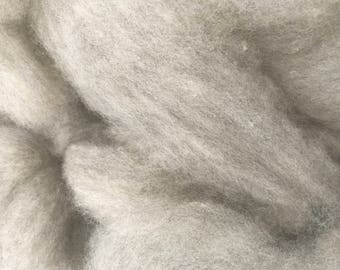 Silver/Grey Natural Colored Romney Roving 8 oz.