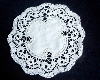FIVE, Vintage Cluny Lace Doilies (5), Hand Crocheted, Bobbin Lace, Bridal, Serving.
