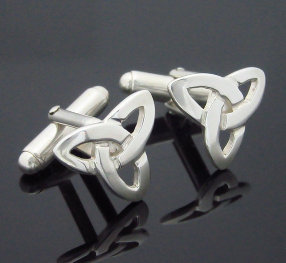 Trinity Knot Cuff links - Silver Cuff links - Irish Jewelry - Designed and Made in Ireland - Free Worldwide Shipping