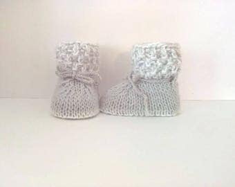 Baby booties shoes handknit grey Pearl and 0/3 months