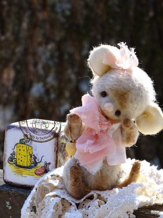 teddy mouse