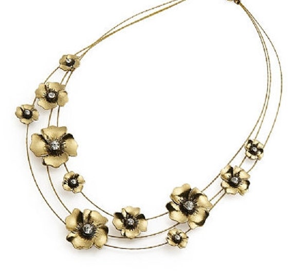 Gold Flower Choker Necklace NK4020j