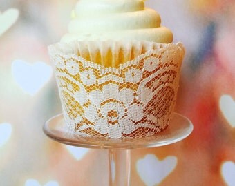 Ivory REAL LACE Cupcake Wrappers, cupcake liners, wedding, baby shower, bridal shower, birthday, vintage, event, batchelorete, party decor