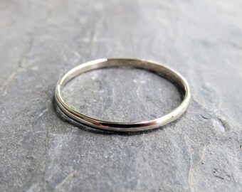 1.5mm Simple White Gold Wedding Band - Thin Traditional Wedding Ring in Solid 14k, Choose High Polish or Matte Finish - Half Round, Domed