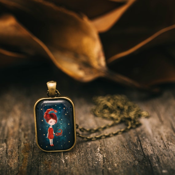 FREE WORLDWIDE SHIPPING - Astrology StarSign Scorpio Star Sign Necklace - Bronze - Girl - Quirky - Unique