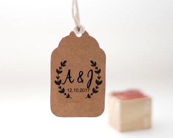 Custom monogram stamp, Custom wedding stamp, Wreath stamp, Personalized invitation stamp, Custom selfinking stamp, 1x1 inch stamp - W42