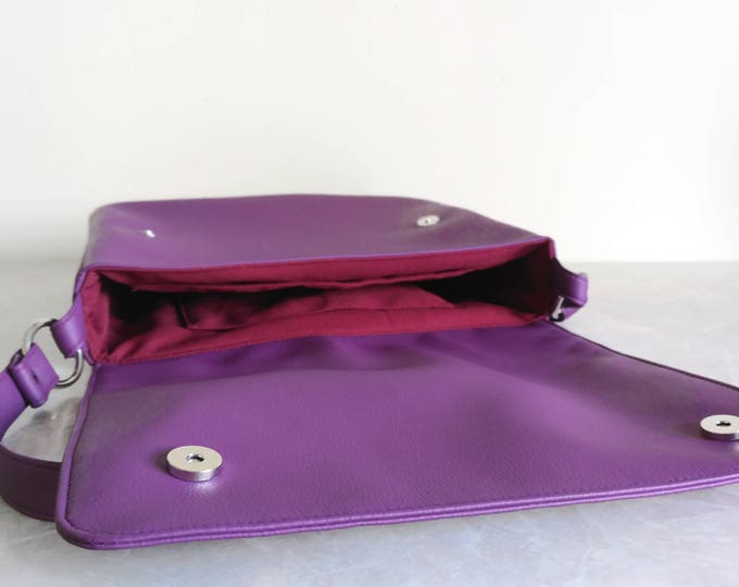 Messenger bag Purple vegan leather Large crossbody bag Laptop crossbody Personalized laptop bag