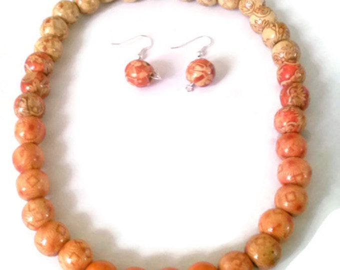 Orange Beaded Necklace Set, Tan and Brown Necklace, Flower Designend, Statement Piece, Autumn Colors, Marble Beads, Fall Lovers, Beautiful.