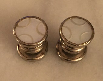 Vintage Men's snap mother of pearl cuff links