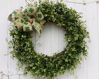 St. Patrick's Day Wreath, Shamrock Wreath, Front Door Wreath, Green Wreath, Greenery Wreath, Irish Wreath, Boxwood Wreath, Outdoor Wreath
