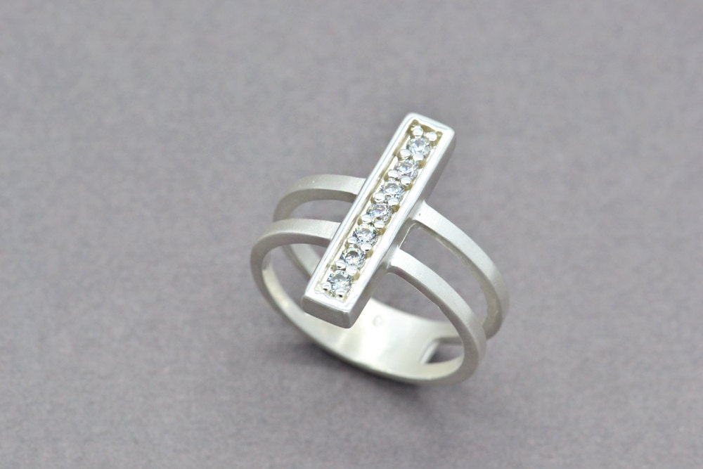 Sterling Silver Bar Ring, Long Line Ring, Contemporary Bar Ring, Cubic Zirconia Ring, White Gemstone Ring, Modern Bridal Ring